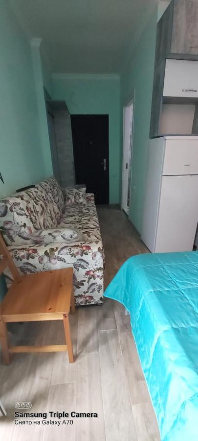 Студия Радуга У Моря Колхида Appartement Batoemi Buitenkant foto