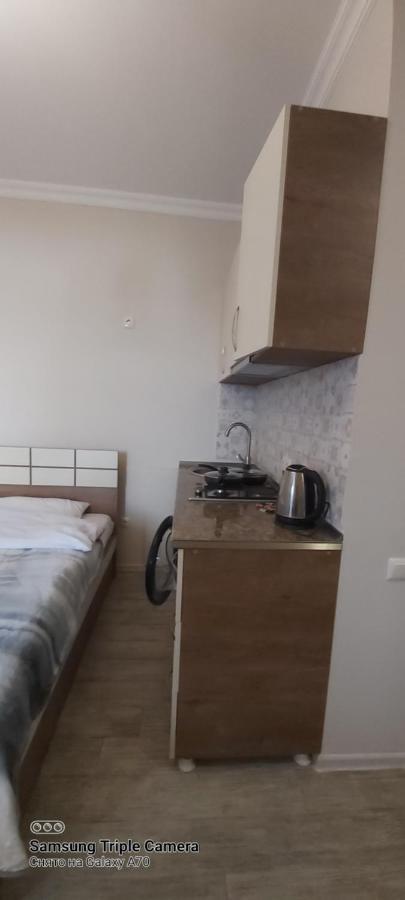 Студия Радуга У Моря Колхида Appartement Batoemi Buitenkant foto