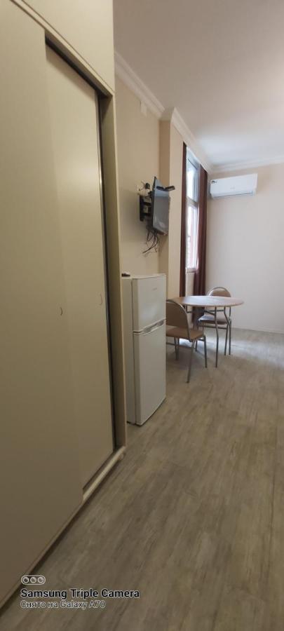 Студия Радуга У Моря Колхида Appartement Batoemi Buitenkant foto